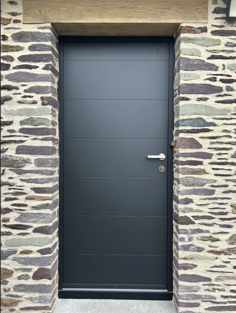 Fenêtres et porte d’entrée en aluminium – Pont-Péan, 2026 - Sab Ouest